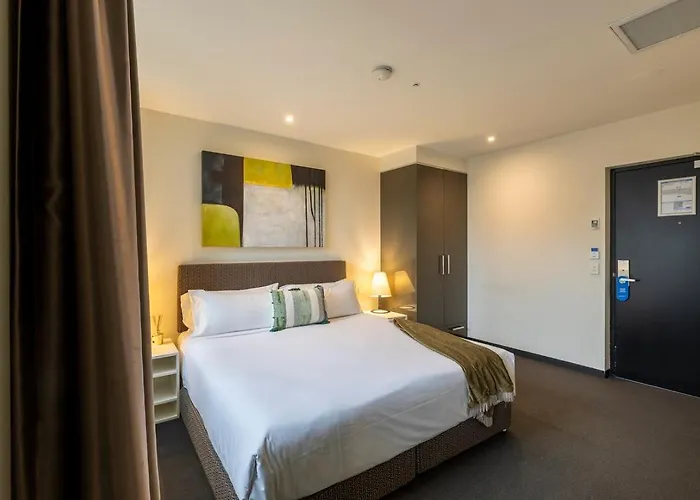 Corporate Living Accommodation Hawthorn