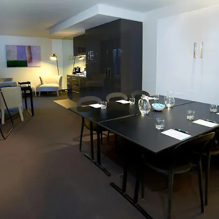 Corporate Living Accommodation Hawthorn 